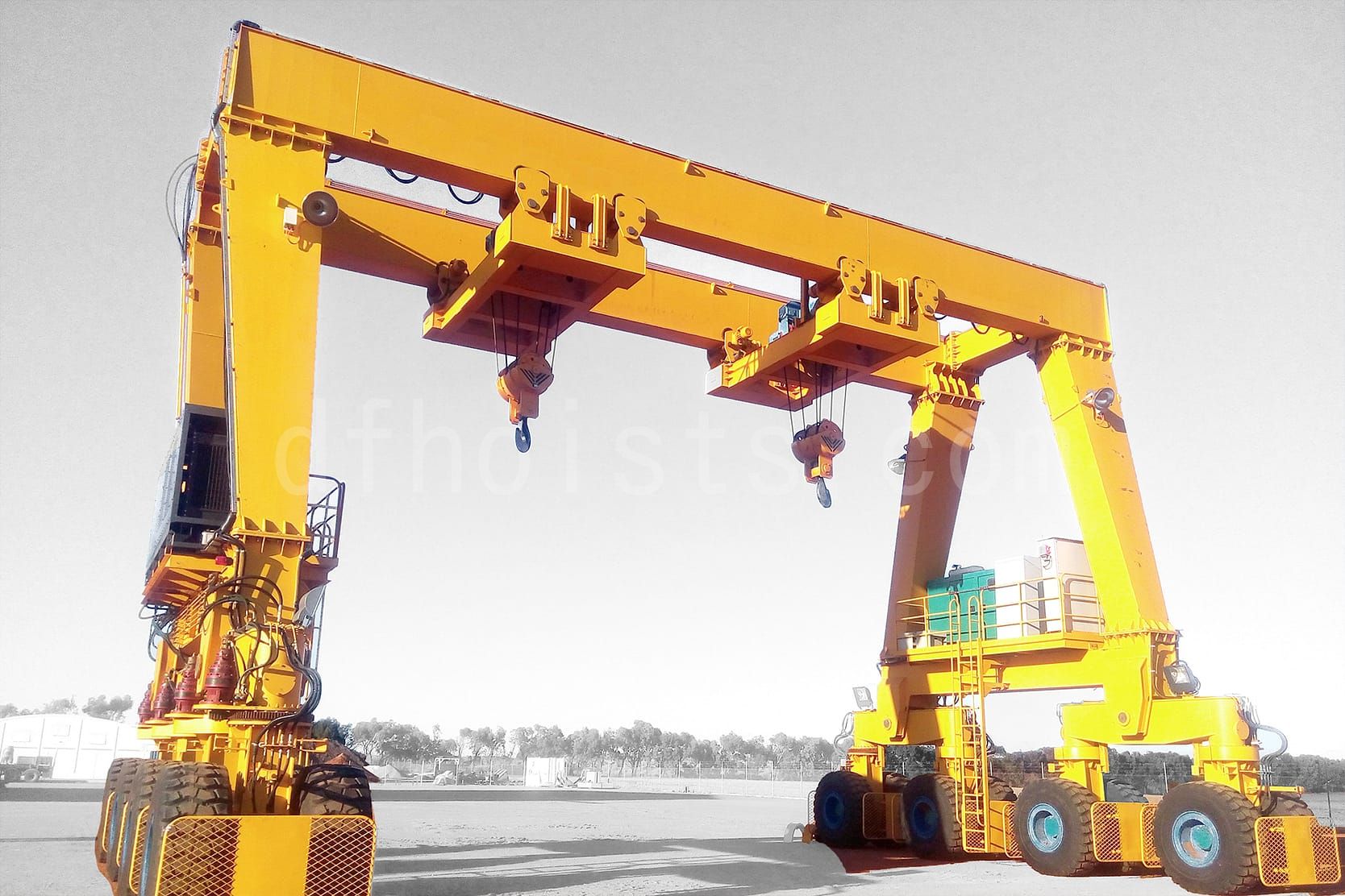 Fem Standard Rubber Tyre Gantry Cranes Manufacturer Dfhoist